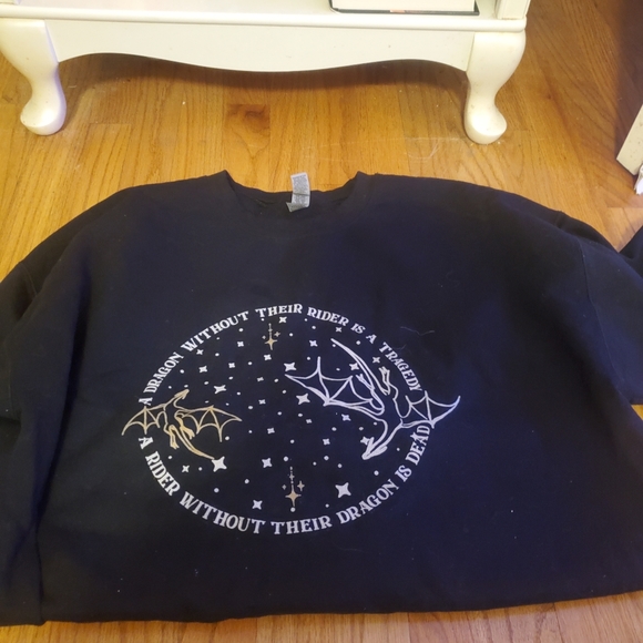 Fourth Wing Sweatshirt - Picture 2 of 11